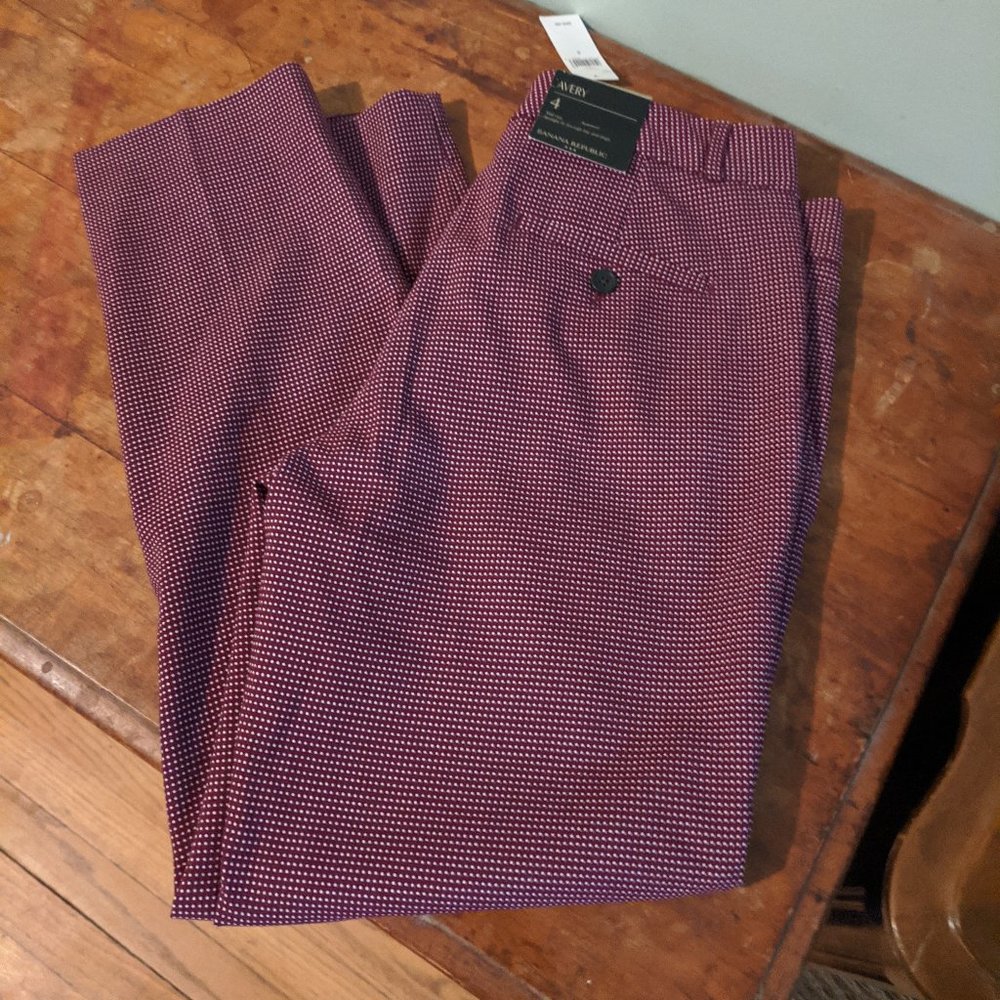 Banana Republic Avery Maroon Ankle Pant Size 4 NWT